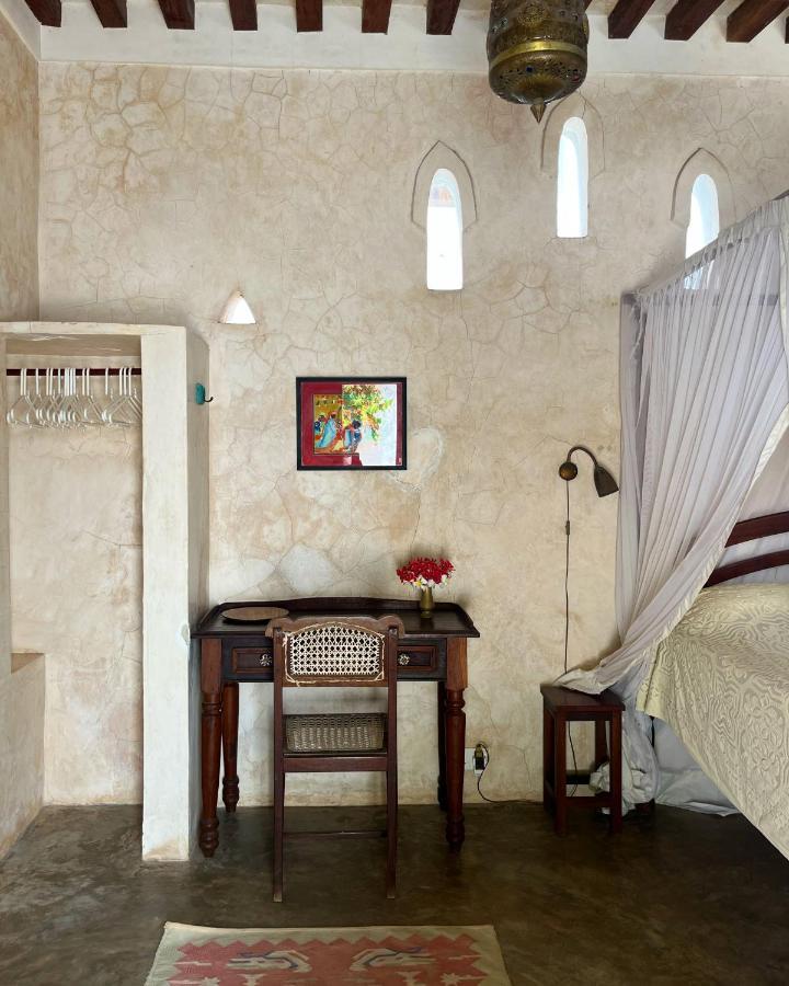 Subira House Bed & Breakfast Lamu Exterior photo
