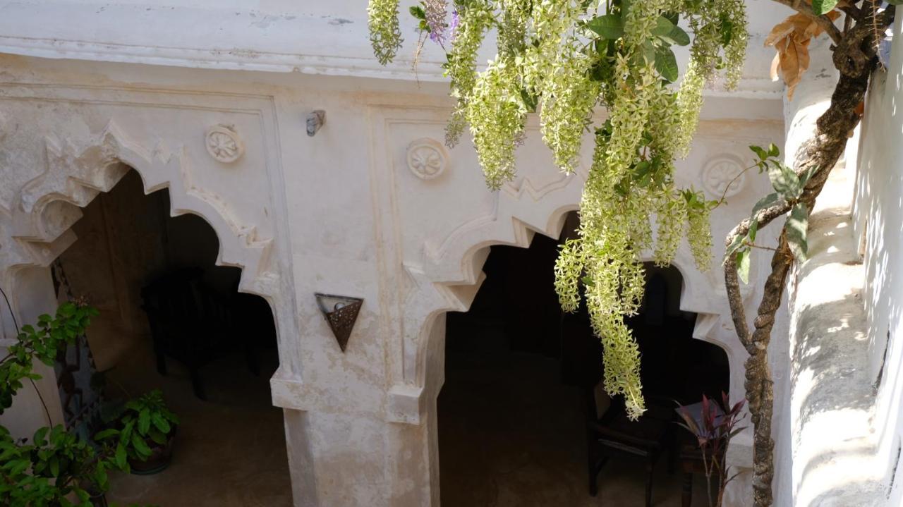 Subira House Bed & Breakfast Lamu Exterior photo