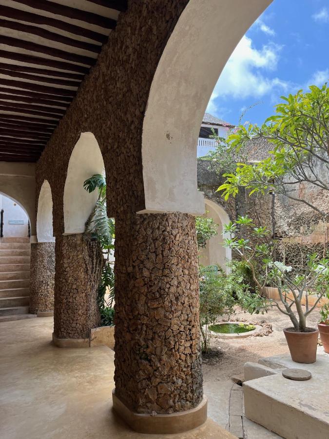 Subira House Bed & Breakfast Lamu Exterior photo