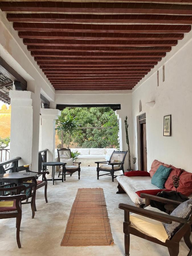 Subira House Bed & Breakfast Lamu Exterior photo