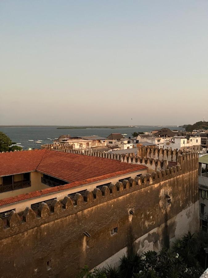 Subira House Bed & Breakfast Lamu Exterior photo