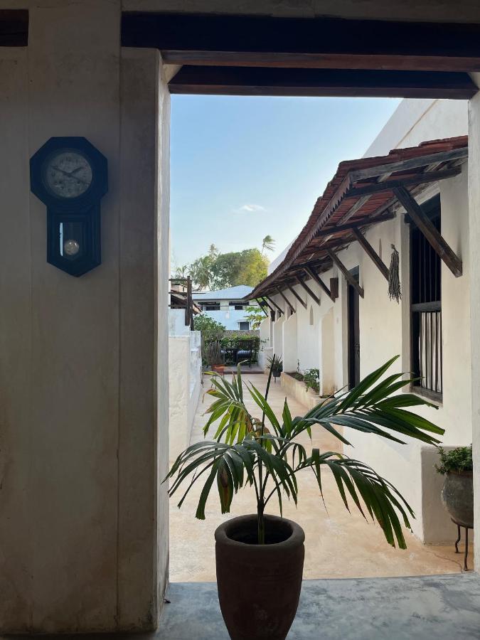 Subira House Bed & Breakfast Lamu Exterior photo