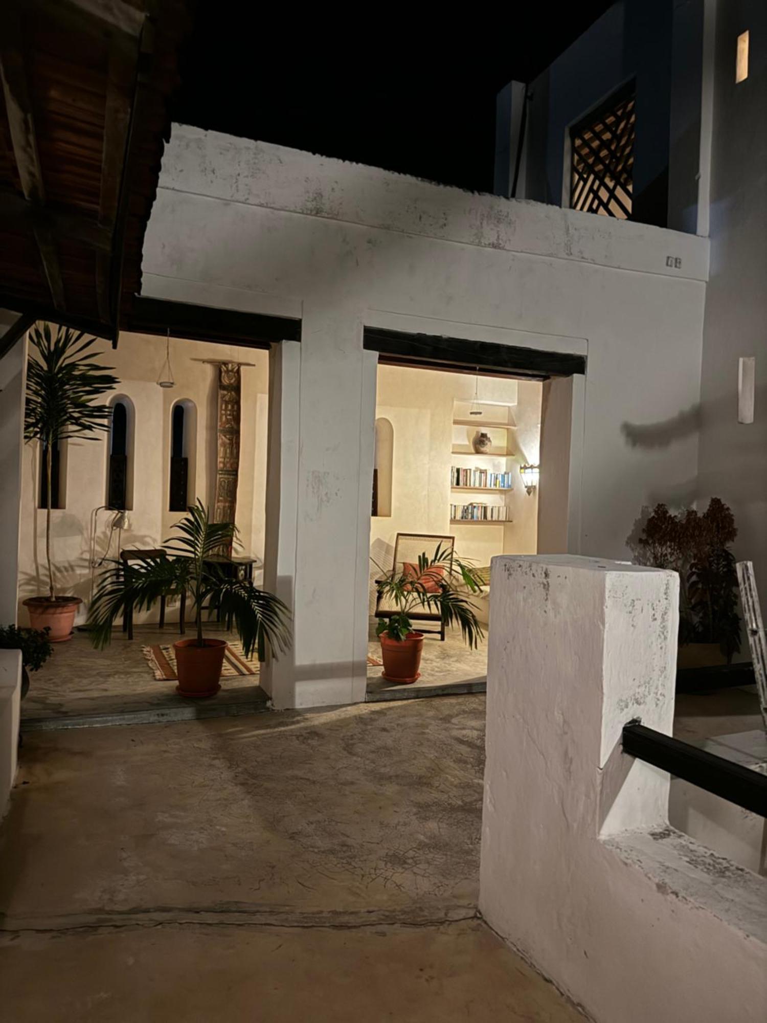 Subira House Bed & Breakfast Lamu Exterior photo